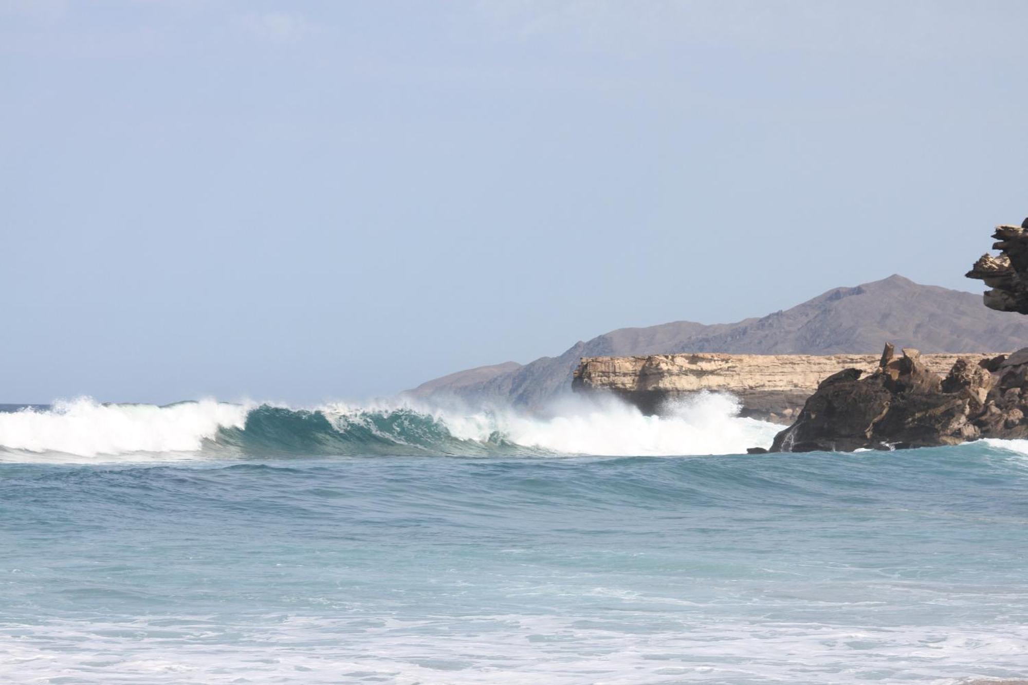 ラ・パレッド Wellenkind Surfschoolホステル エクステリア 写真
